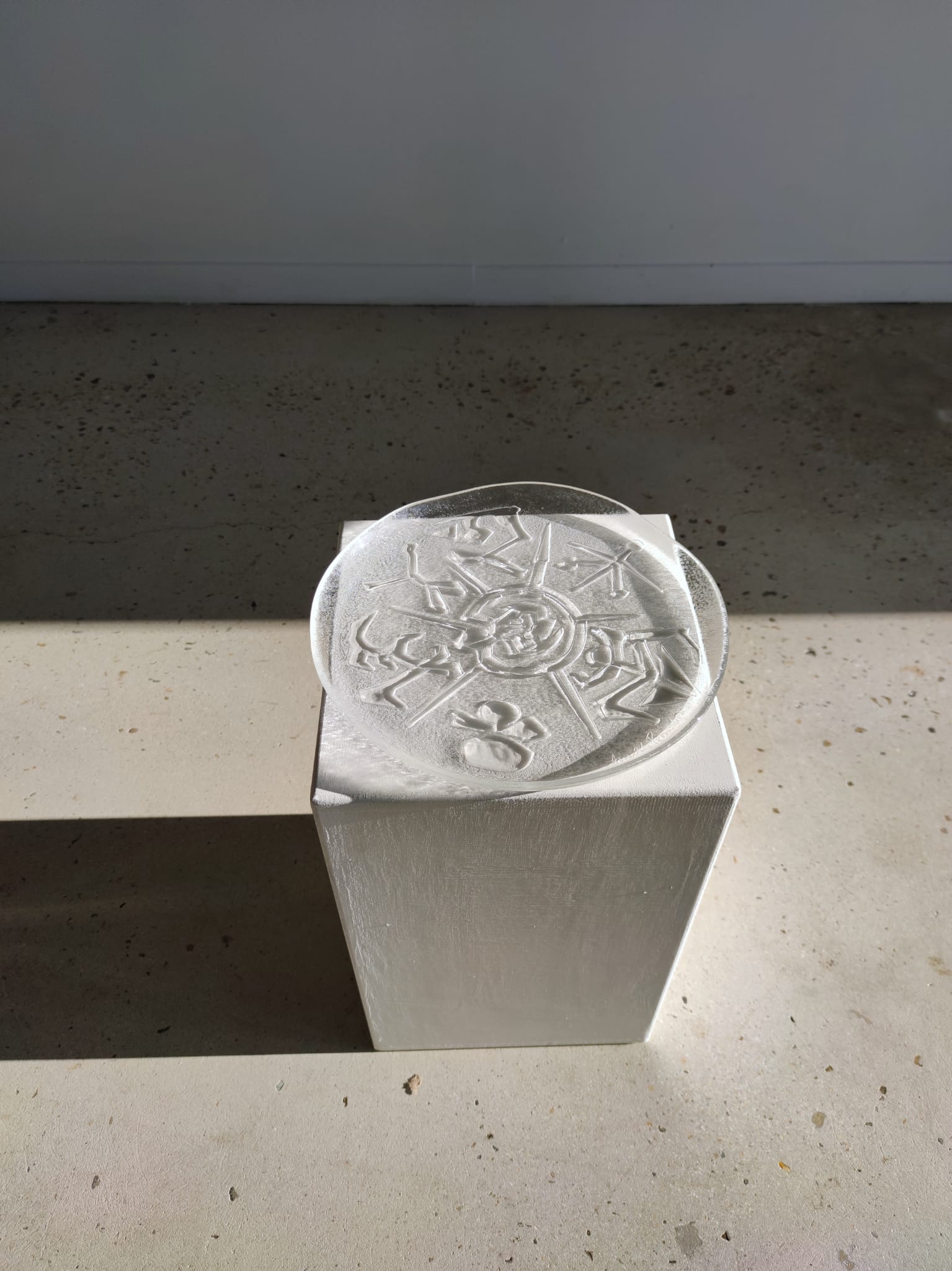 Glass dish by Arnaldo Pomodoro Ars D Milano