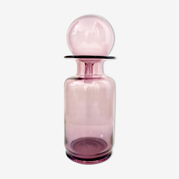 Artisanal glass bottle