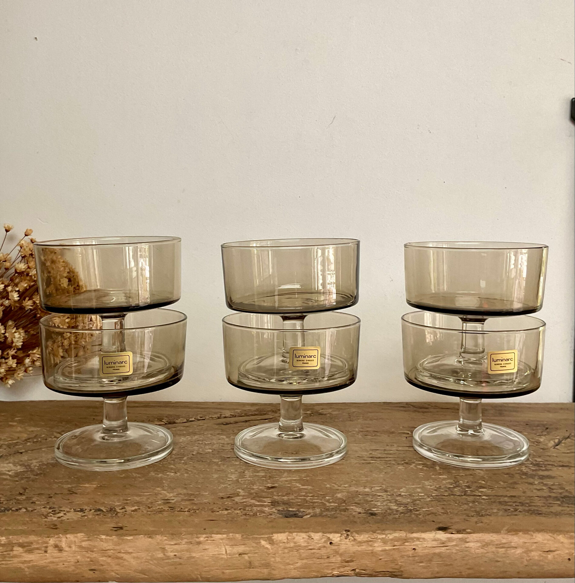 6 vintage smoked glass coupes model "Sweden" France
