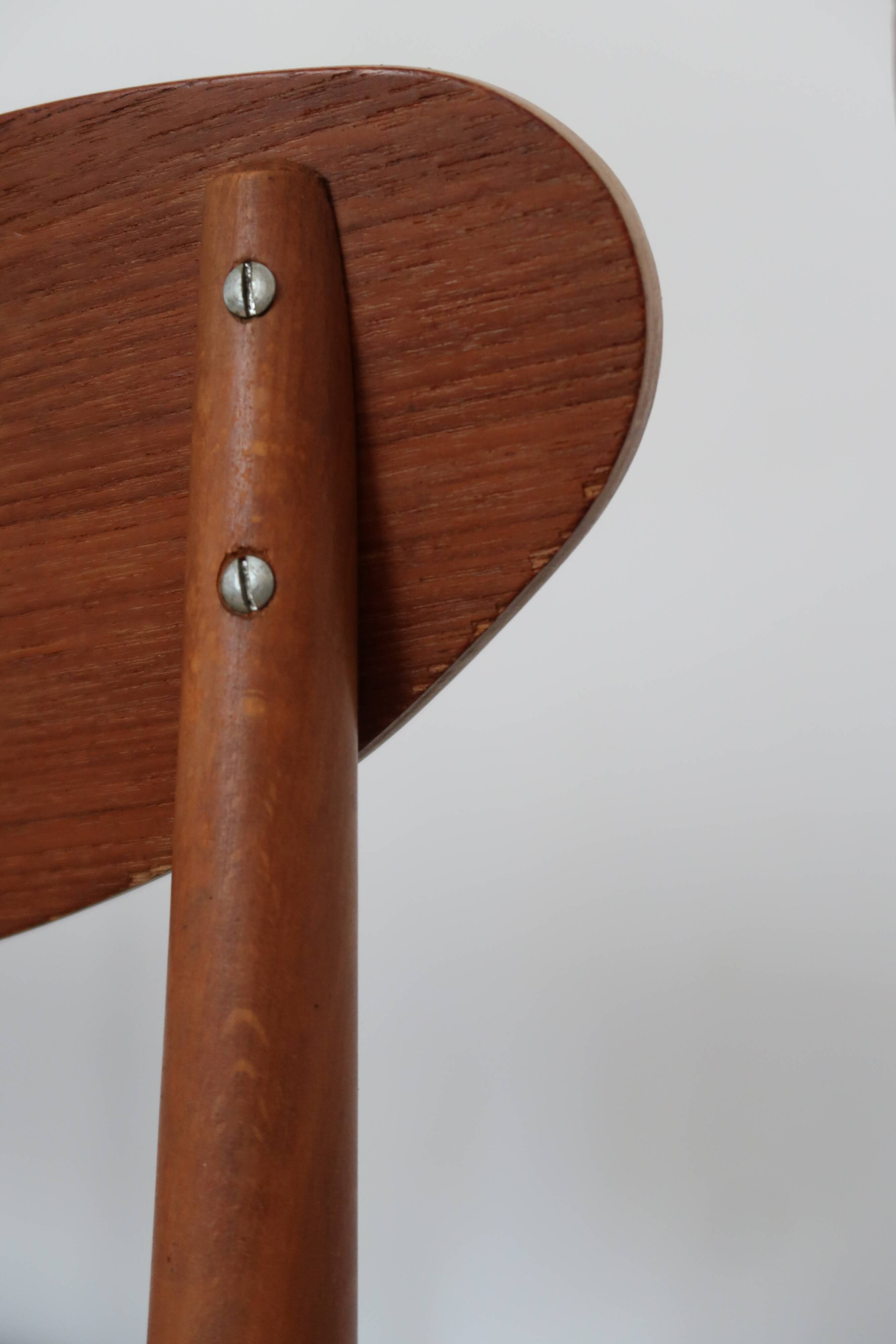 4 Scandinavian chairs skaï black