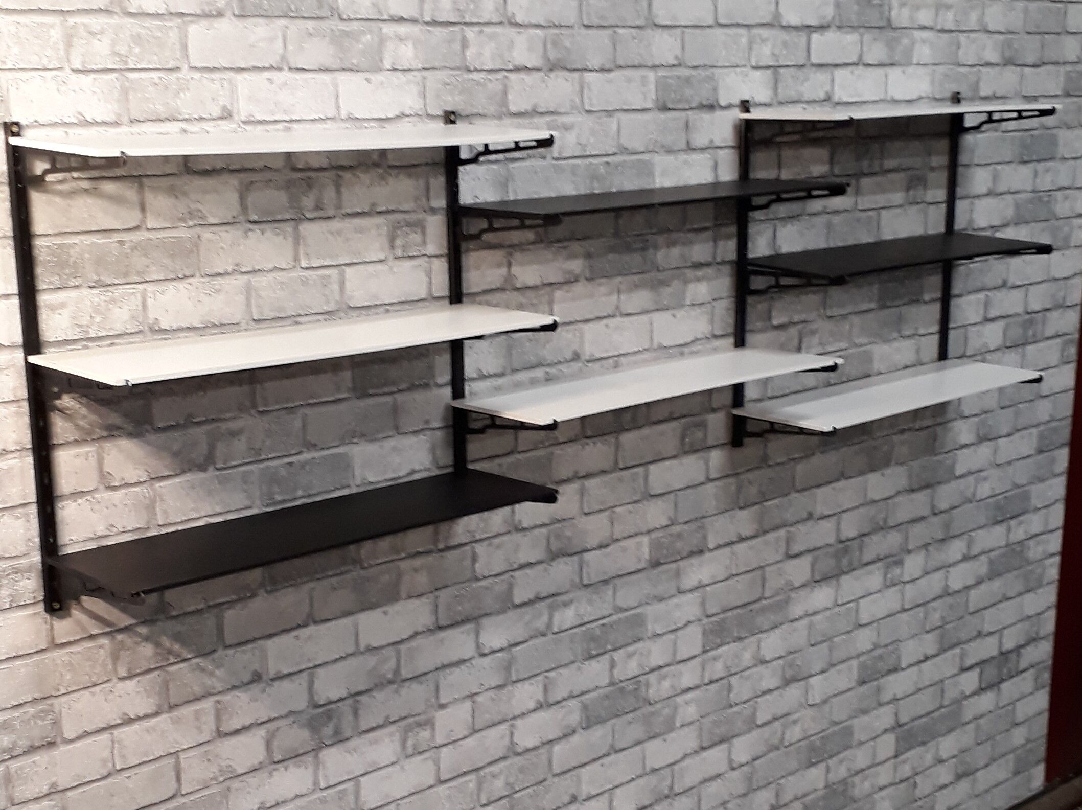 Wall shelf brand Multimueble 1975
