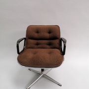 Fauteuil "executive chair" de Charles Pollock, édition Knoll 1er serie