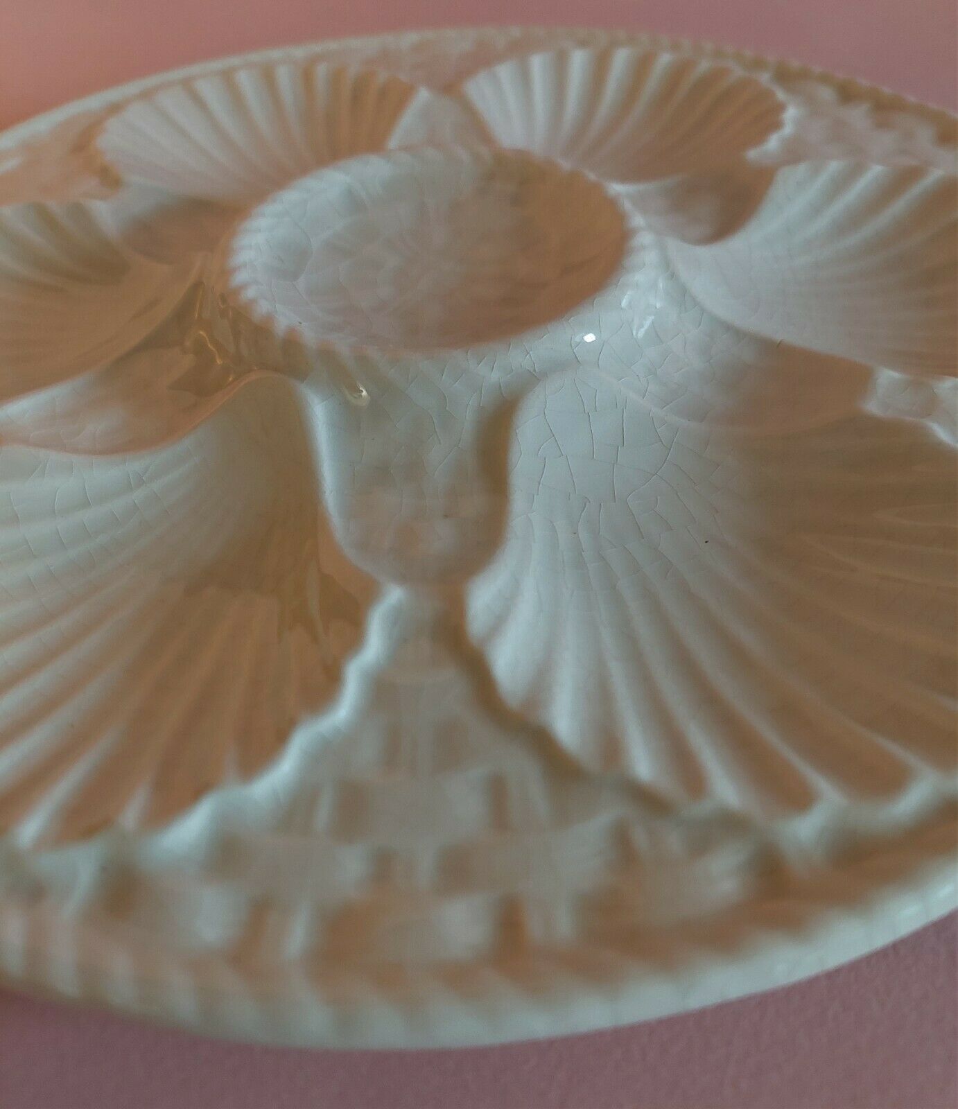 Longchamp white earthenware oyster plate