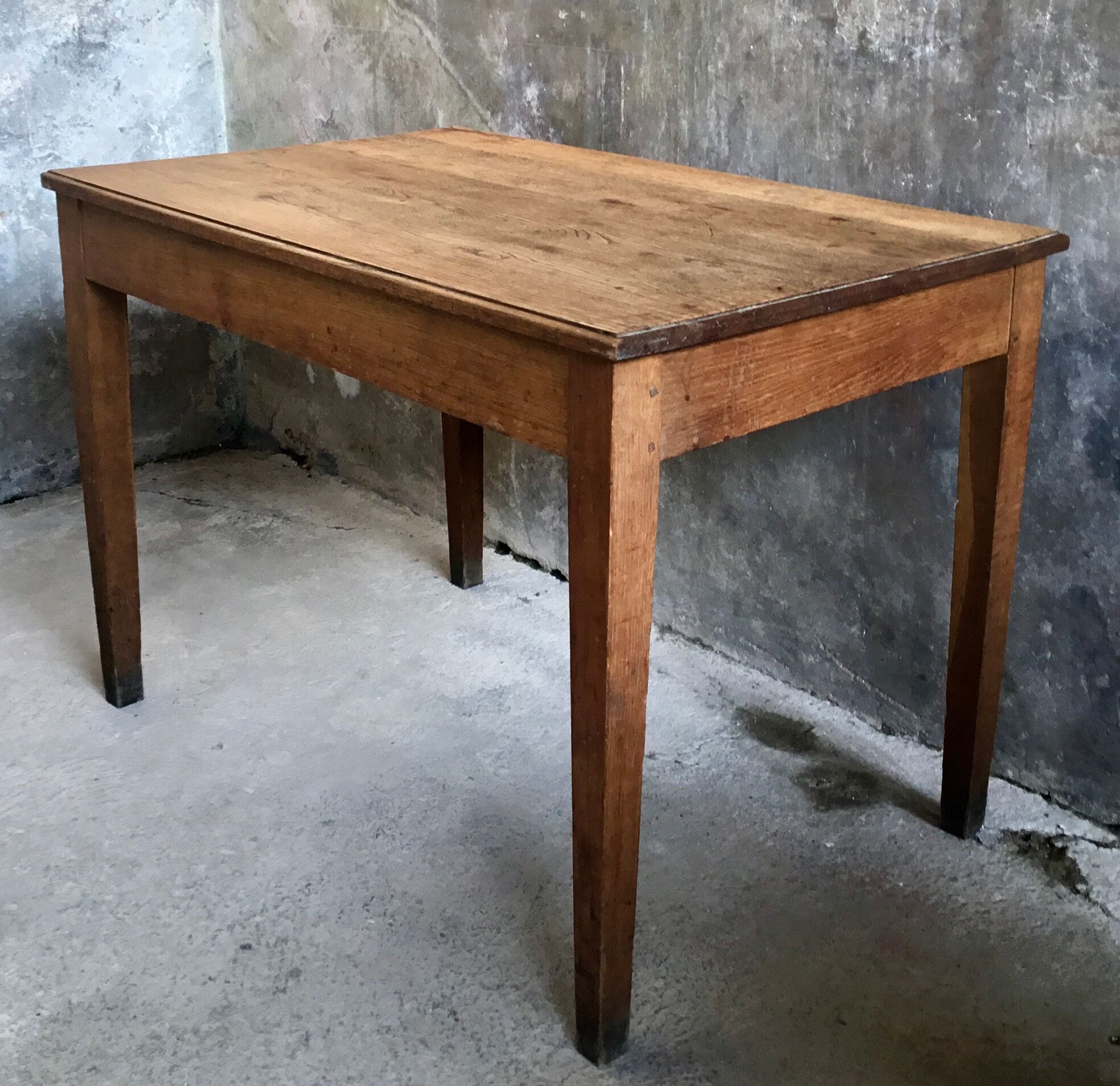 Small oak farmhouse table with large drawer - 110 cm
