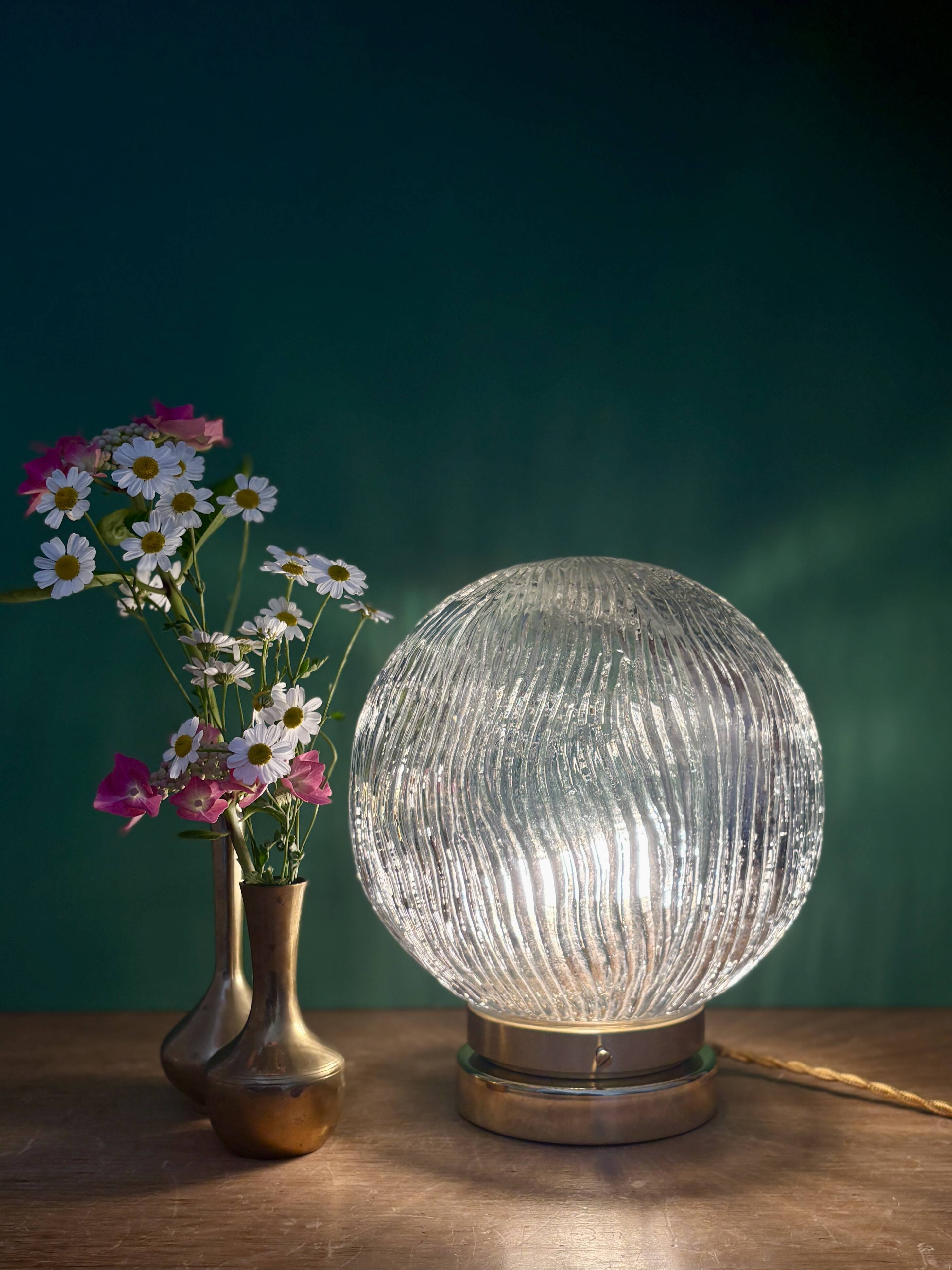 Vintage globe table lamp in ribbed glass