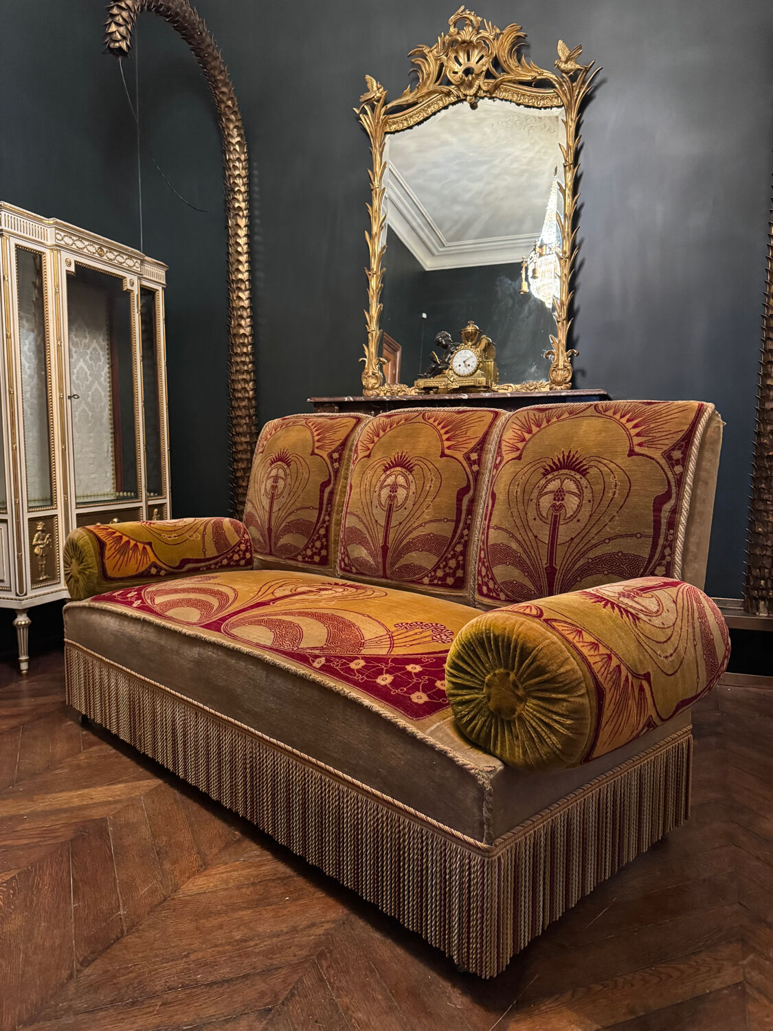 Canapé D’époque Art Nouveau garni de Son Tissu velours D’origine - XXe