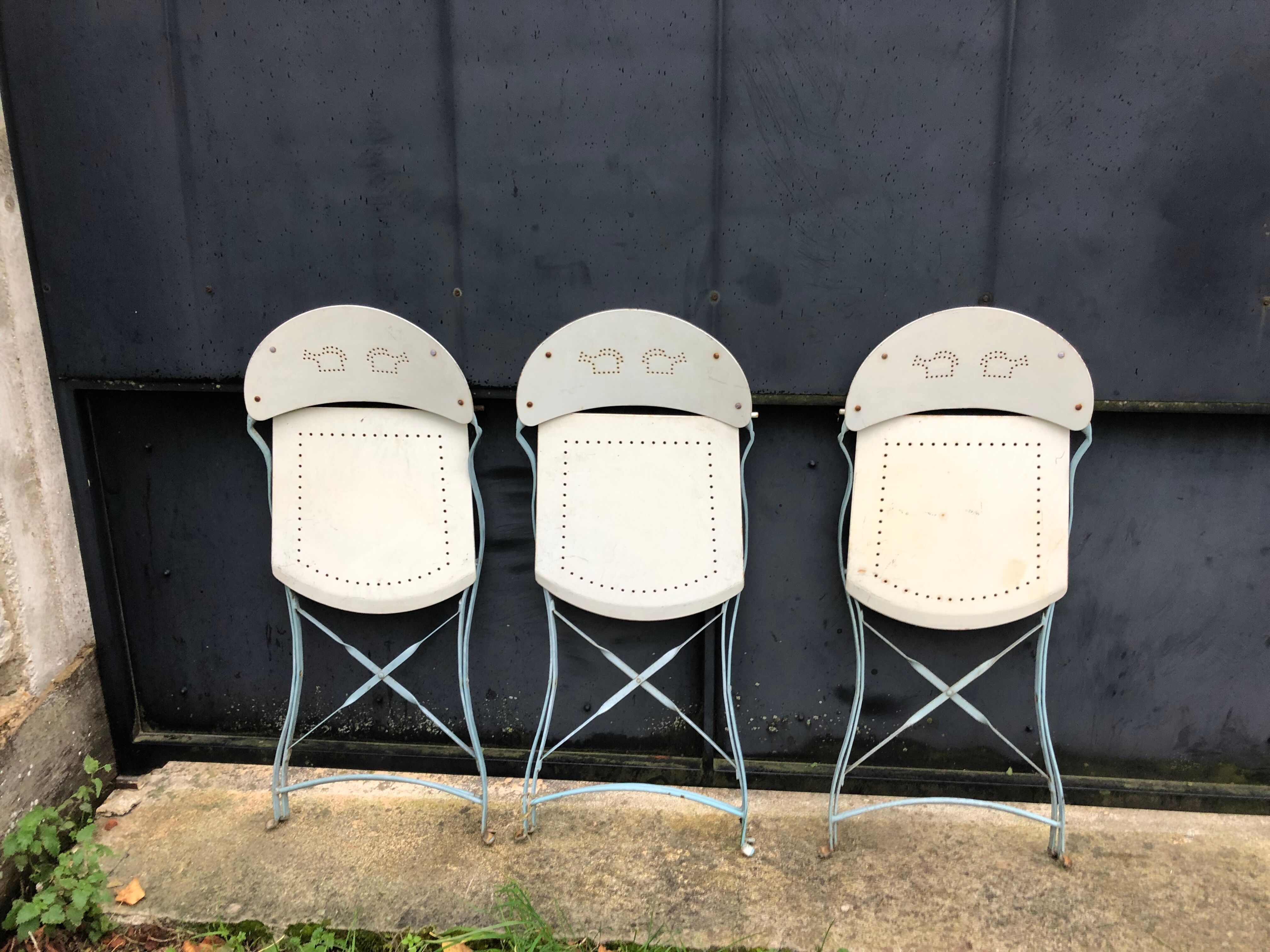 Metal folding garden chairs