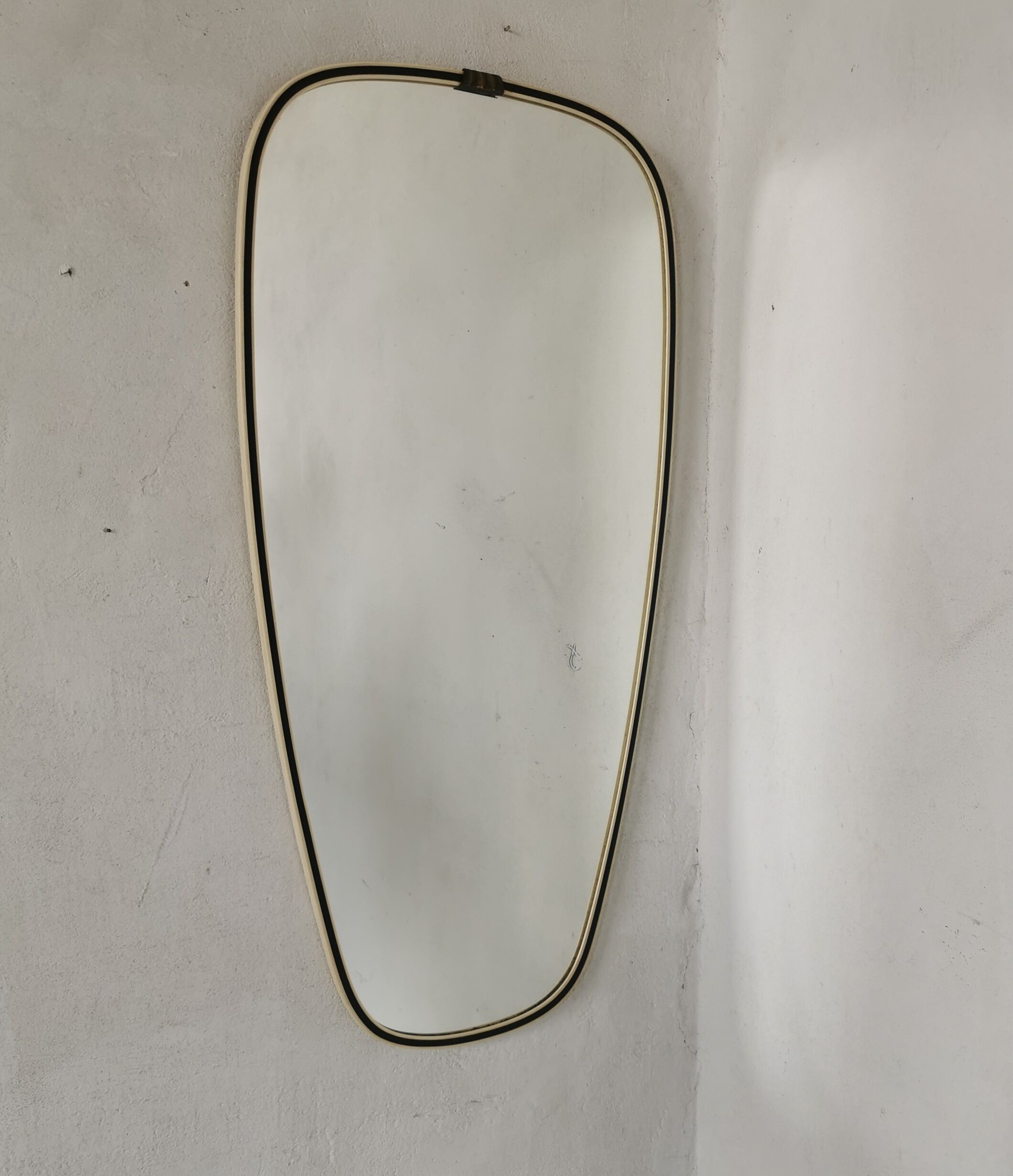 Rearview mirror Schon form spiegle 60s