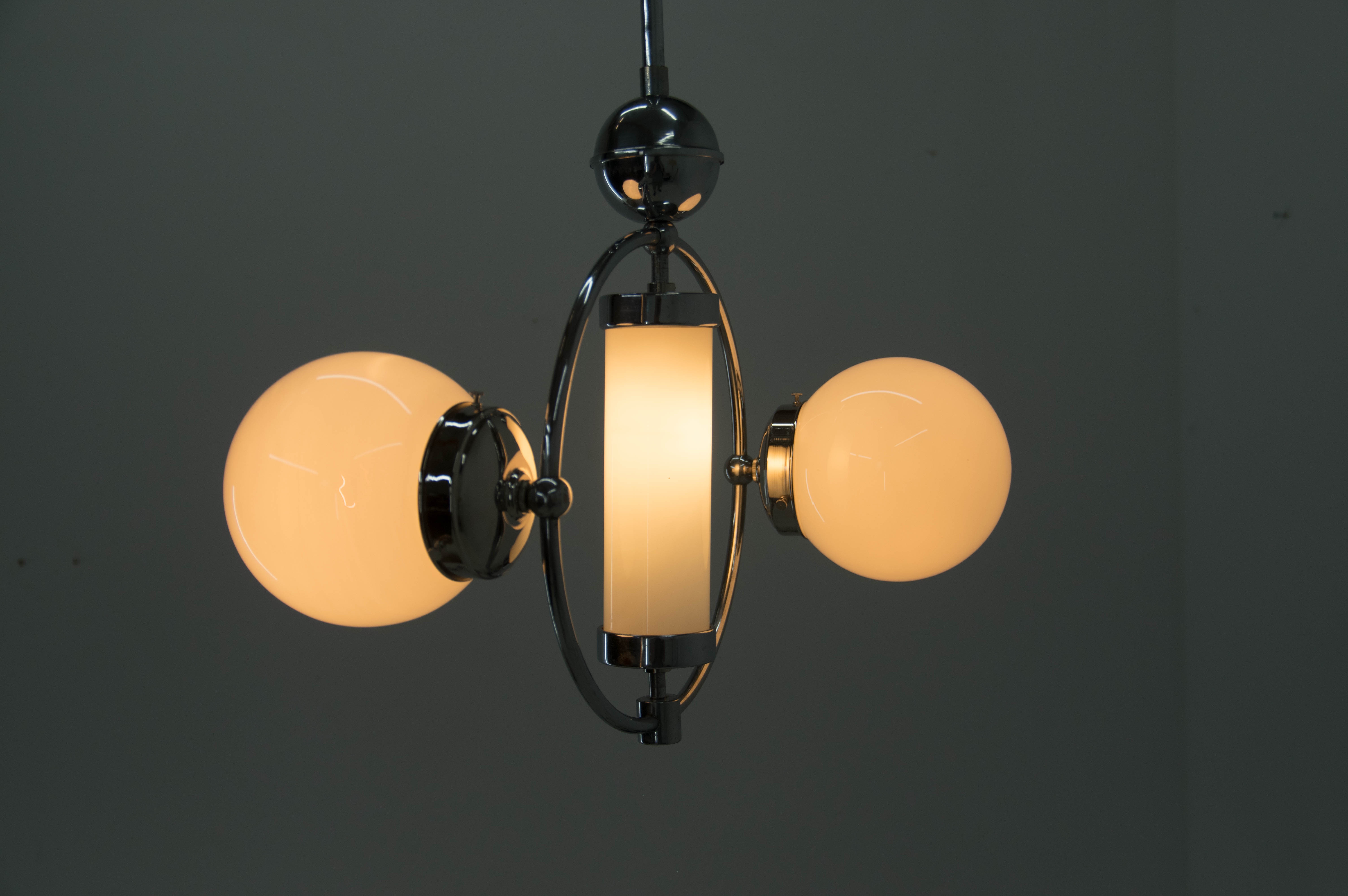 Bauhaus or functionalist chandelier, 1930s