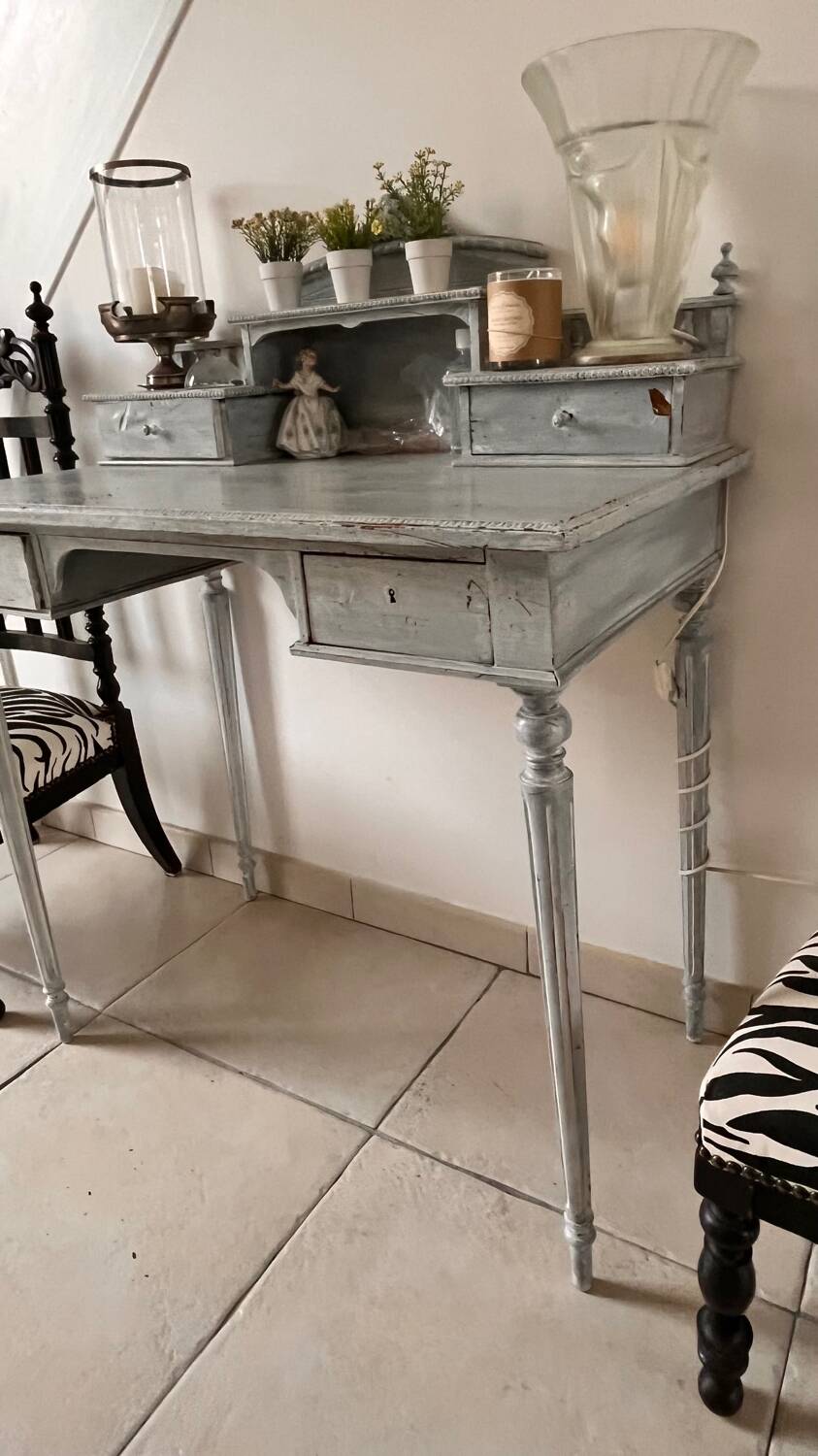 Secretary desk Henri II with grey Gustavian steps