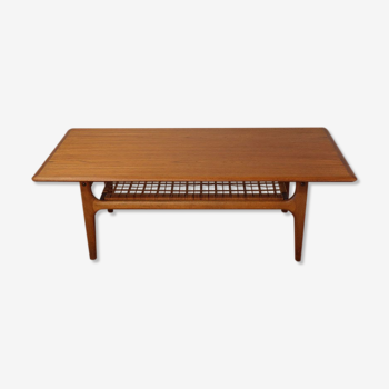 Scandinavian coffee table by Linney Hughes for Trioh 1960