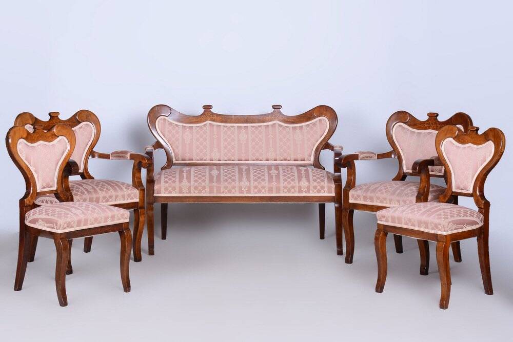 Biedermeier Oak Seating Set in Walnut, Austria, 1840s, Set of 5