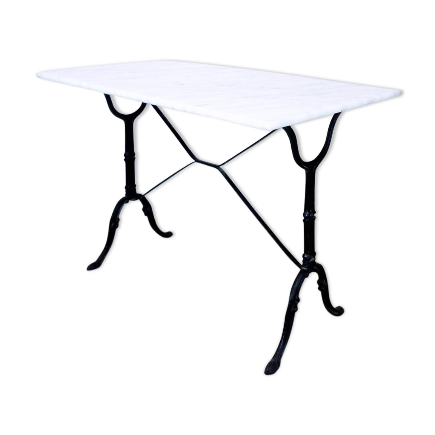 Bistro marble table