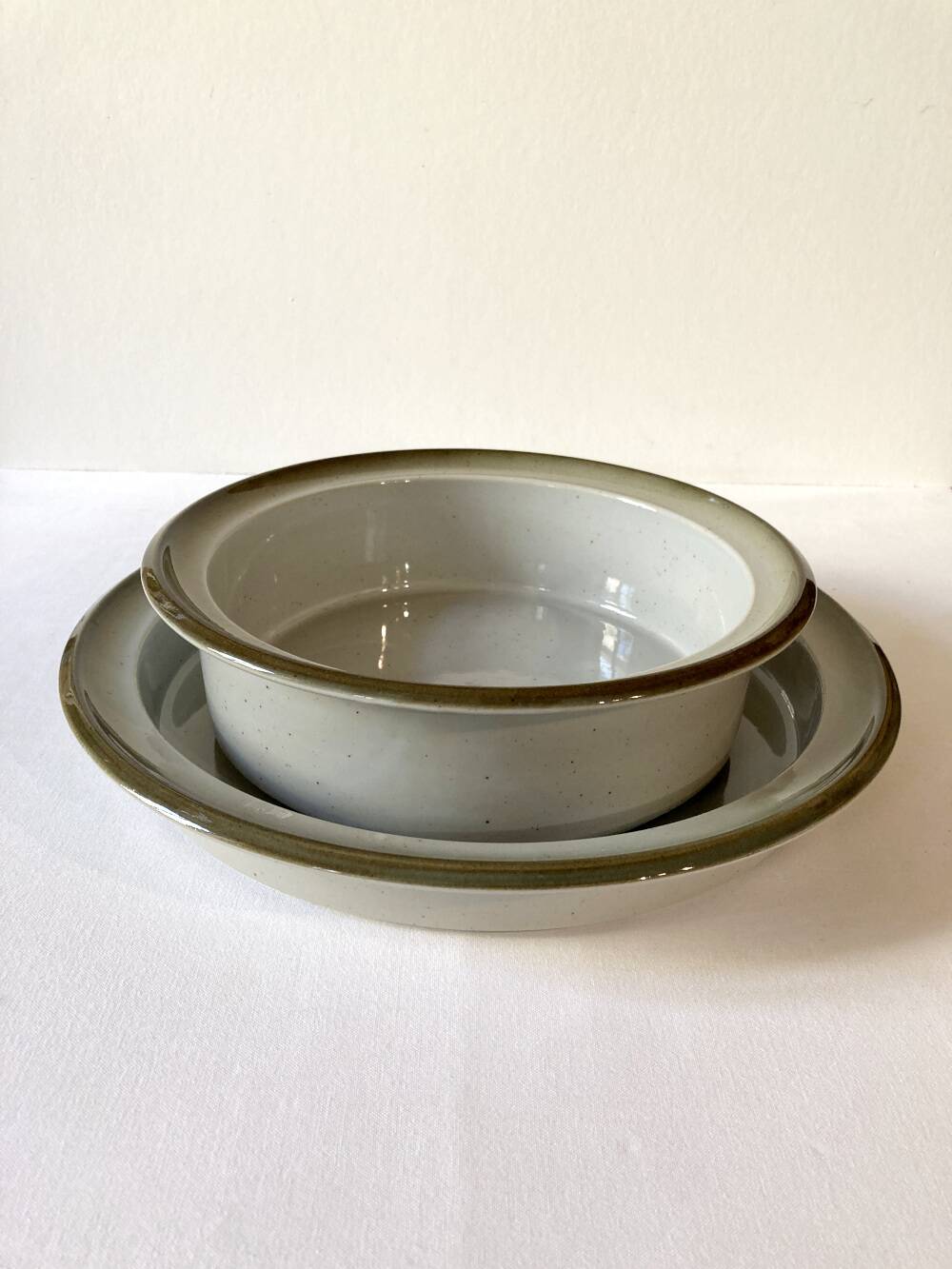 Duo of serving dishes in grand feu stoneware, Brenne earthenware