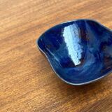 Mid-century German studio pottery bowl by Rainer Doss, 1960s.