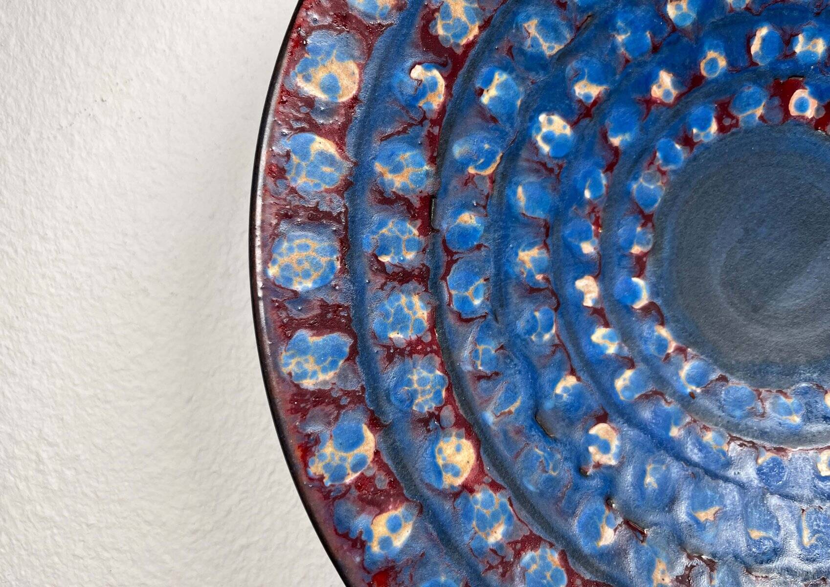 Large Mid-Century Modern German Studio Pottery Decorative Wall Plate by Eva Fritz-Lindner for Karlsruher Majolika, 1960s