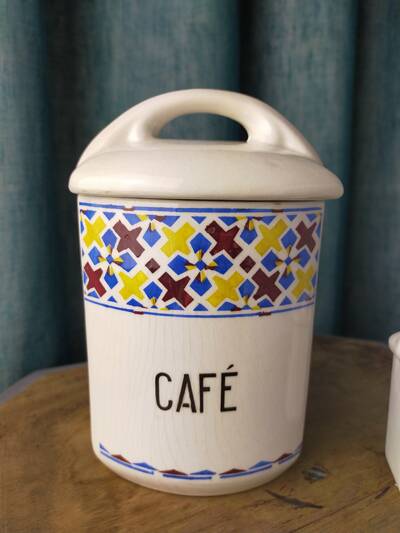 2 coffee pepper spice jars