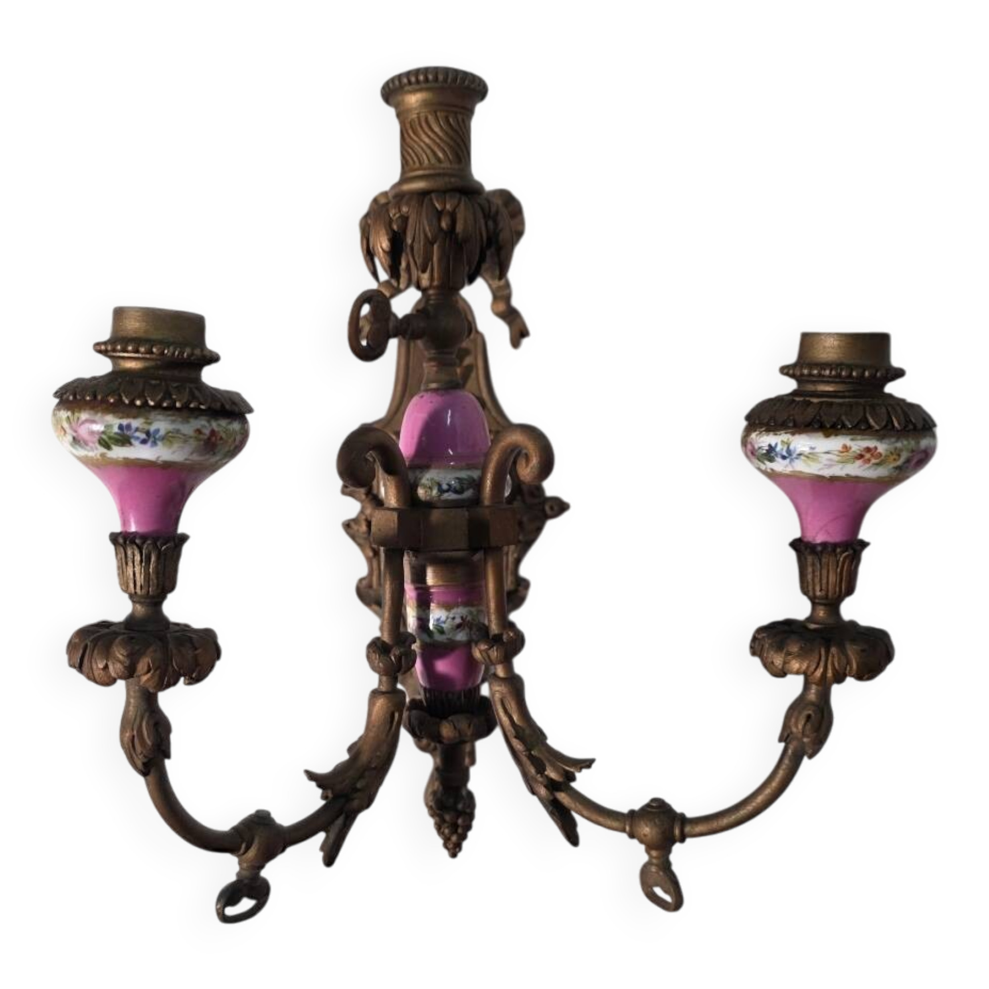Wall light with 3 flames in bronze and porcelain in Louis XVI style.