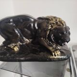 Large statue of a reclining lion - antique plaster