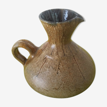 Carafe, Accolay jug in sandstone
