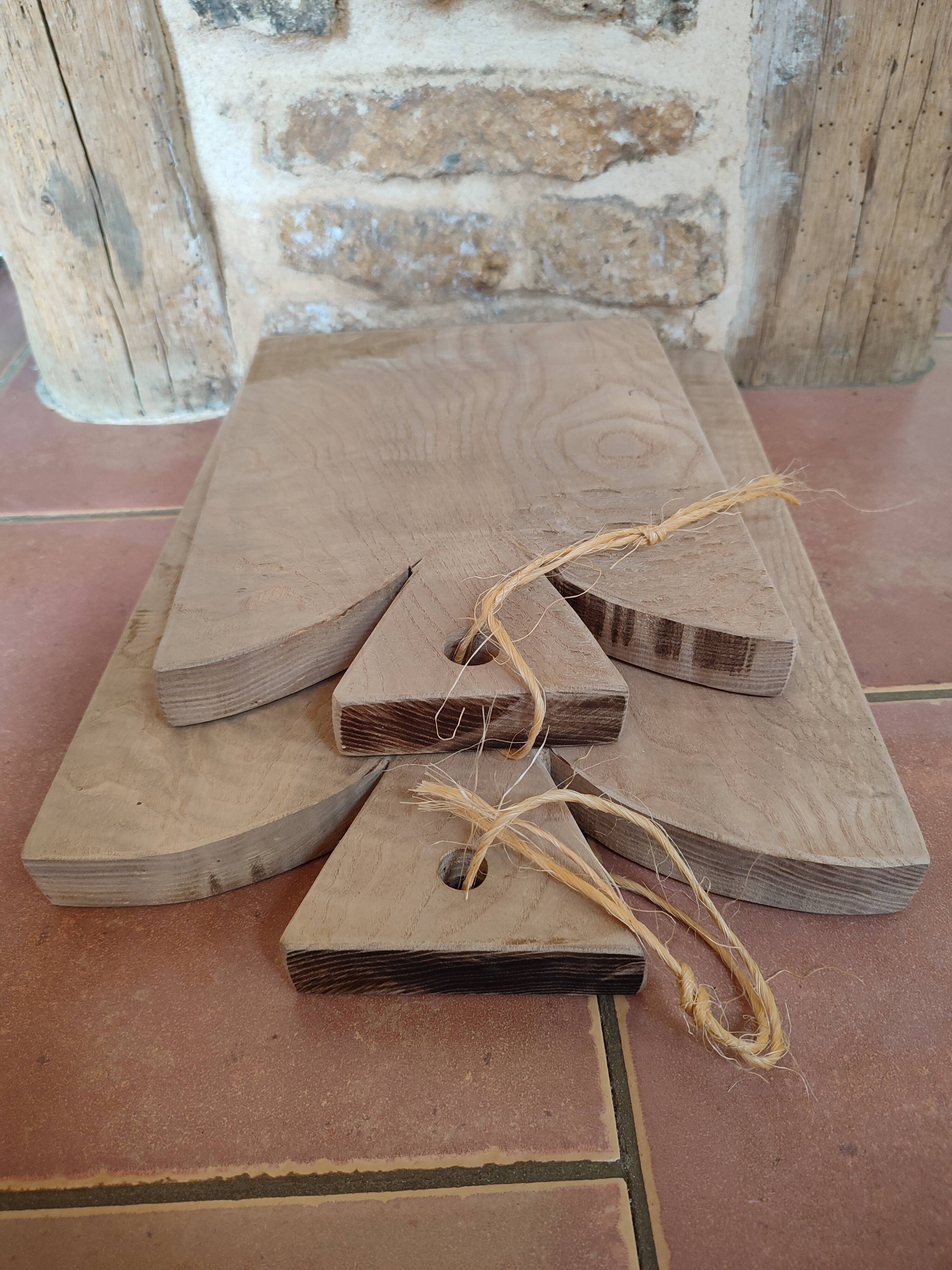 Moustache cutting board in batch