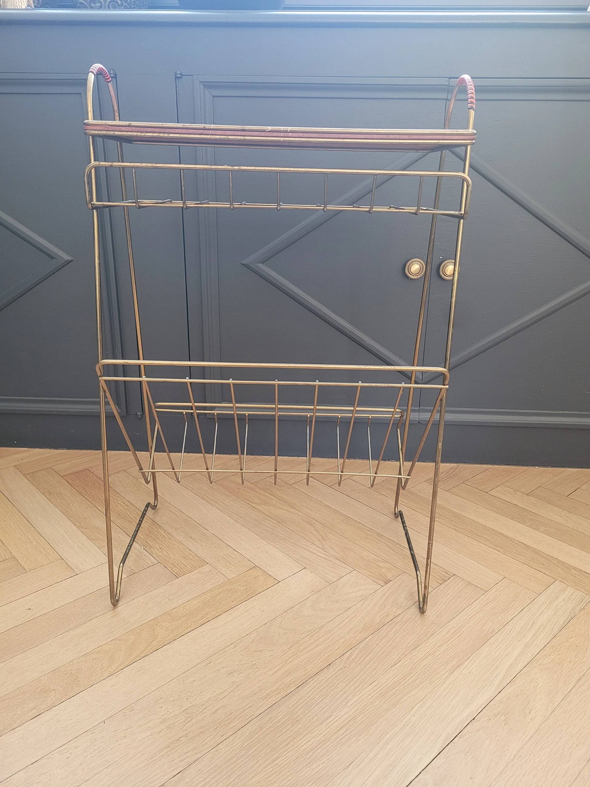 Vintage brass wire side table-magazine rack