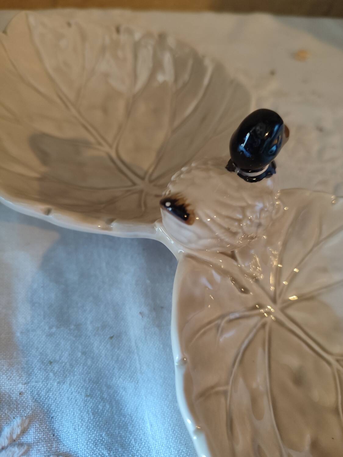 Duck slip serving dish