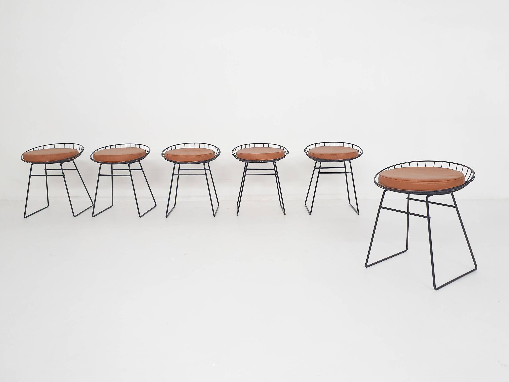 Cees Braakman for Pastoe KM05 metal wire stools, The Netherlands 1958