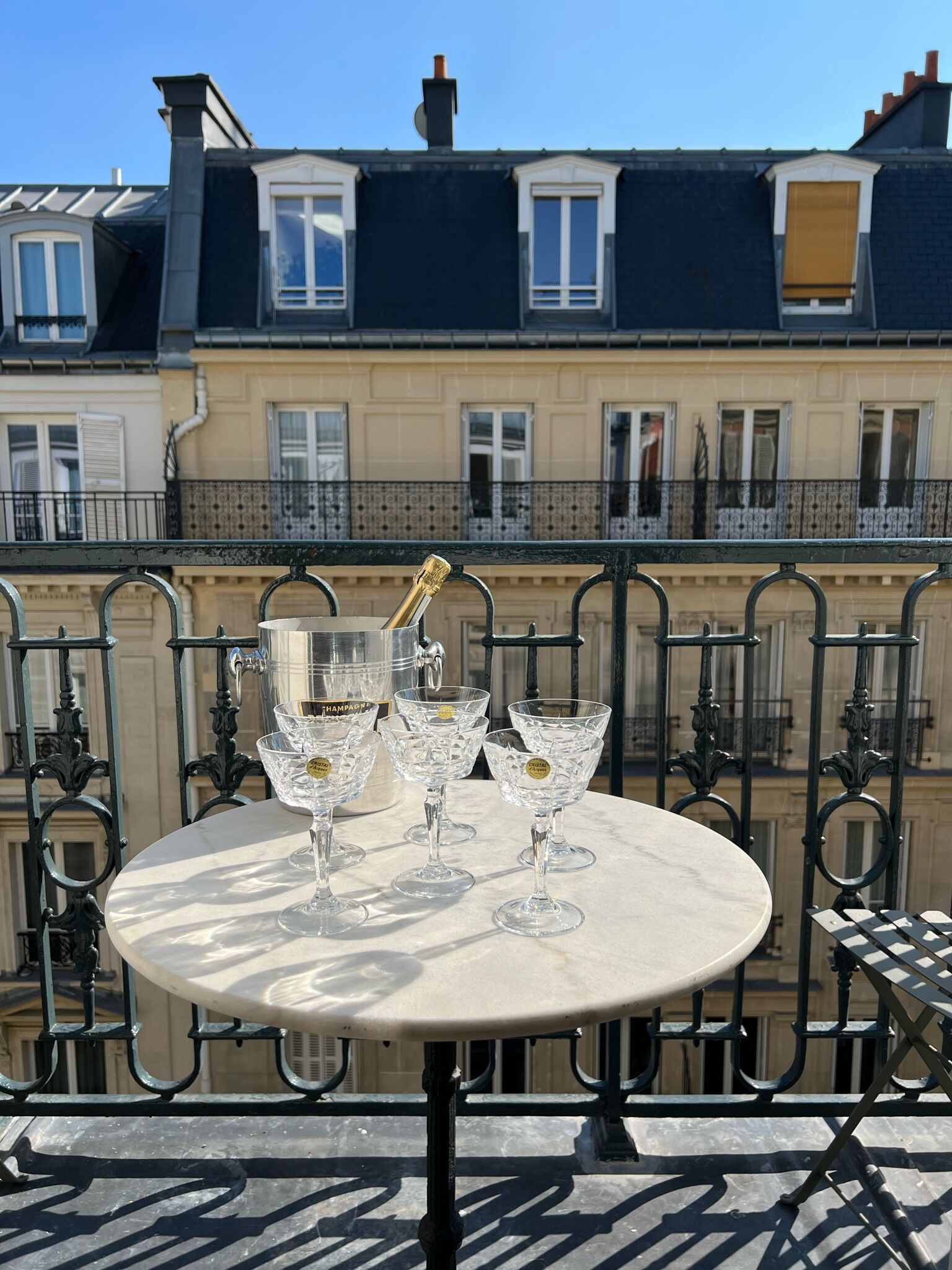 Lot 6 crystal glasses