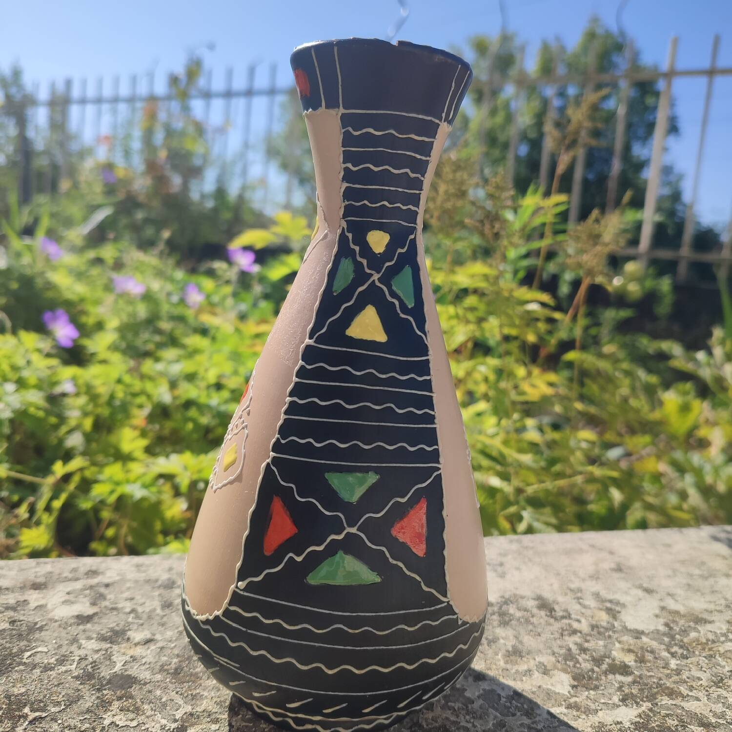 Maioliche Deruta ceramic vase