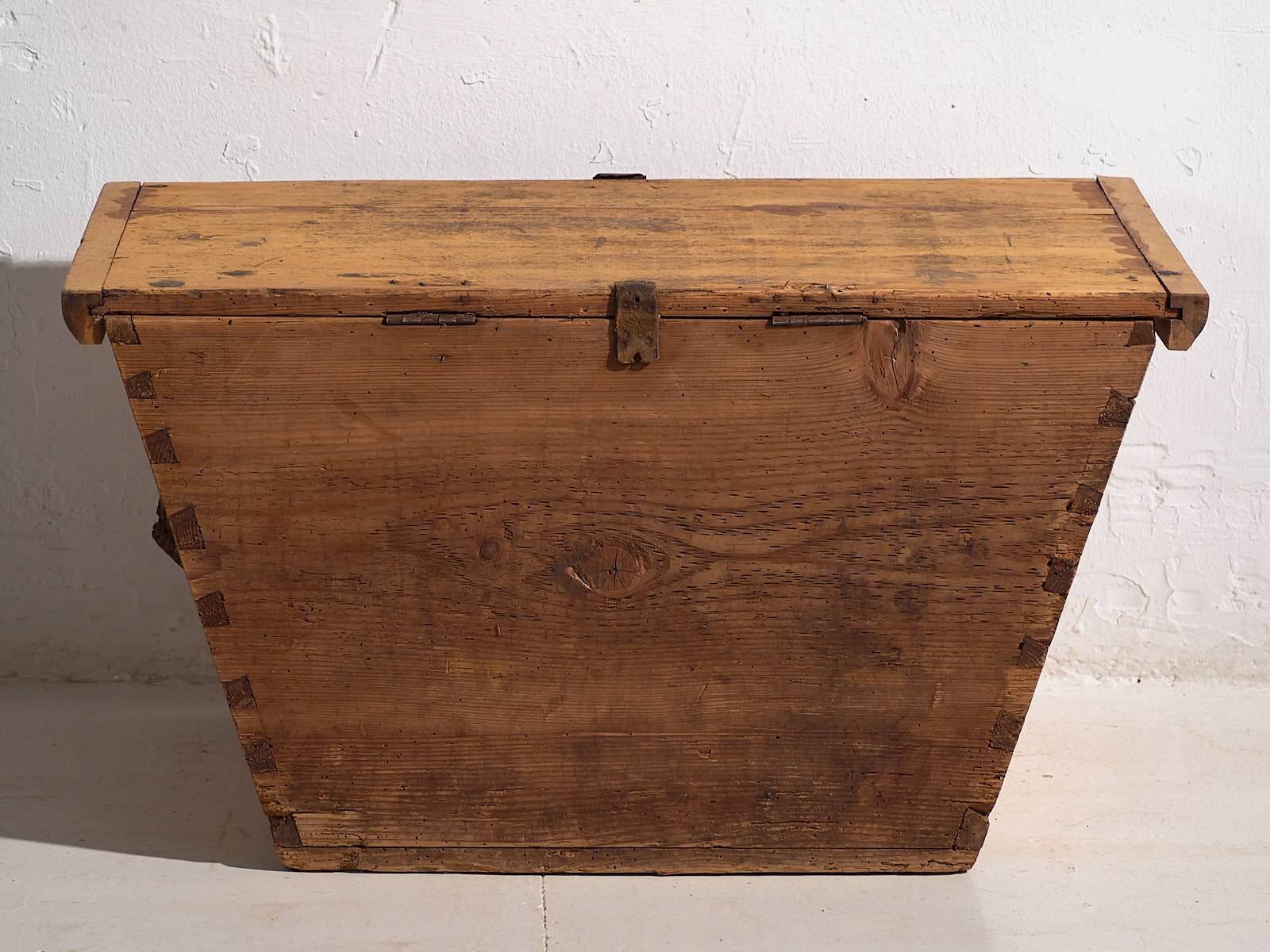 Antique natural brown storage chest (c.1920) #76