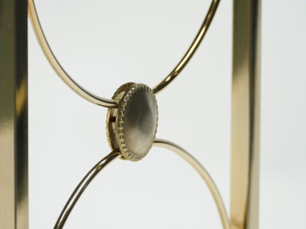 Paire bouts de canapé métal doré verre opalin noir 1960