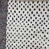 Handmade Berber rug, size 150 x 250 cm.