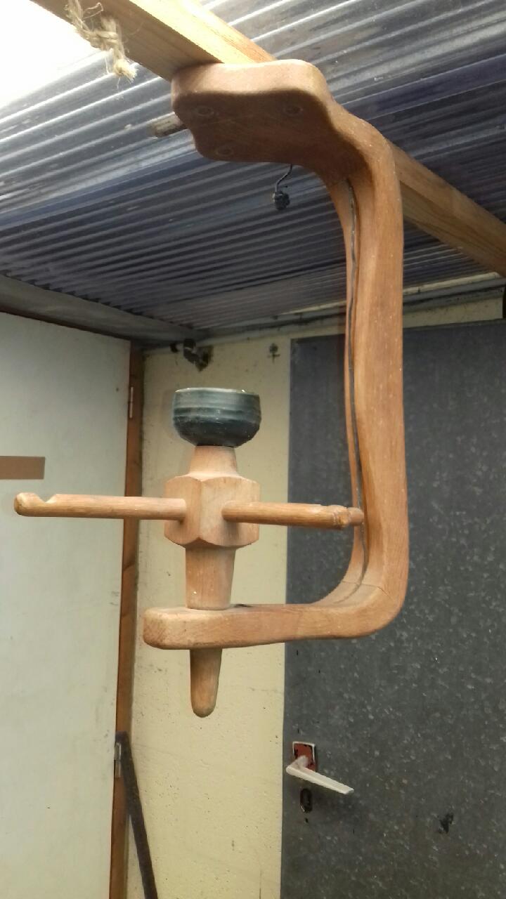 Chandelier Design Guillerme and Chambron in vintage oak