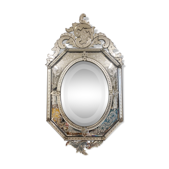 19th century Venitien mirror in bevelled and engraved glass