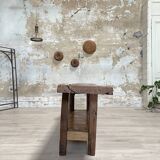 Solid wood carpenter's workbench