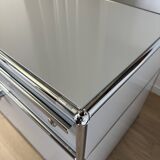 USM Haller TV unit in Light Grey