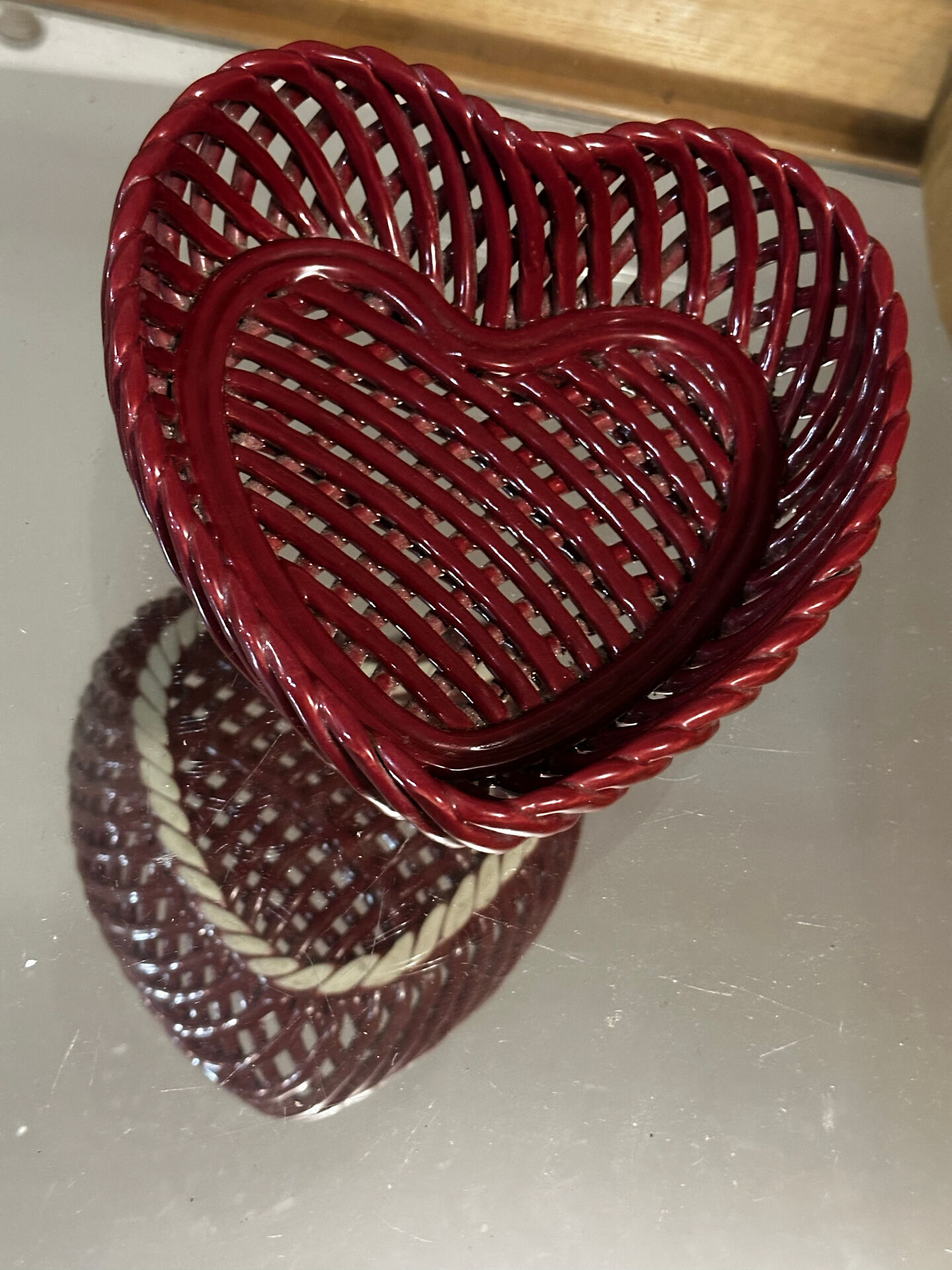 Empty Heart Pocket / Woven Ceramic Centrepiece - 1950s style