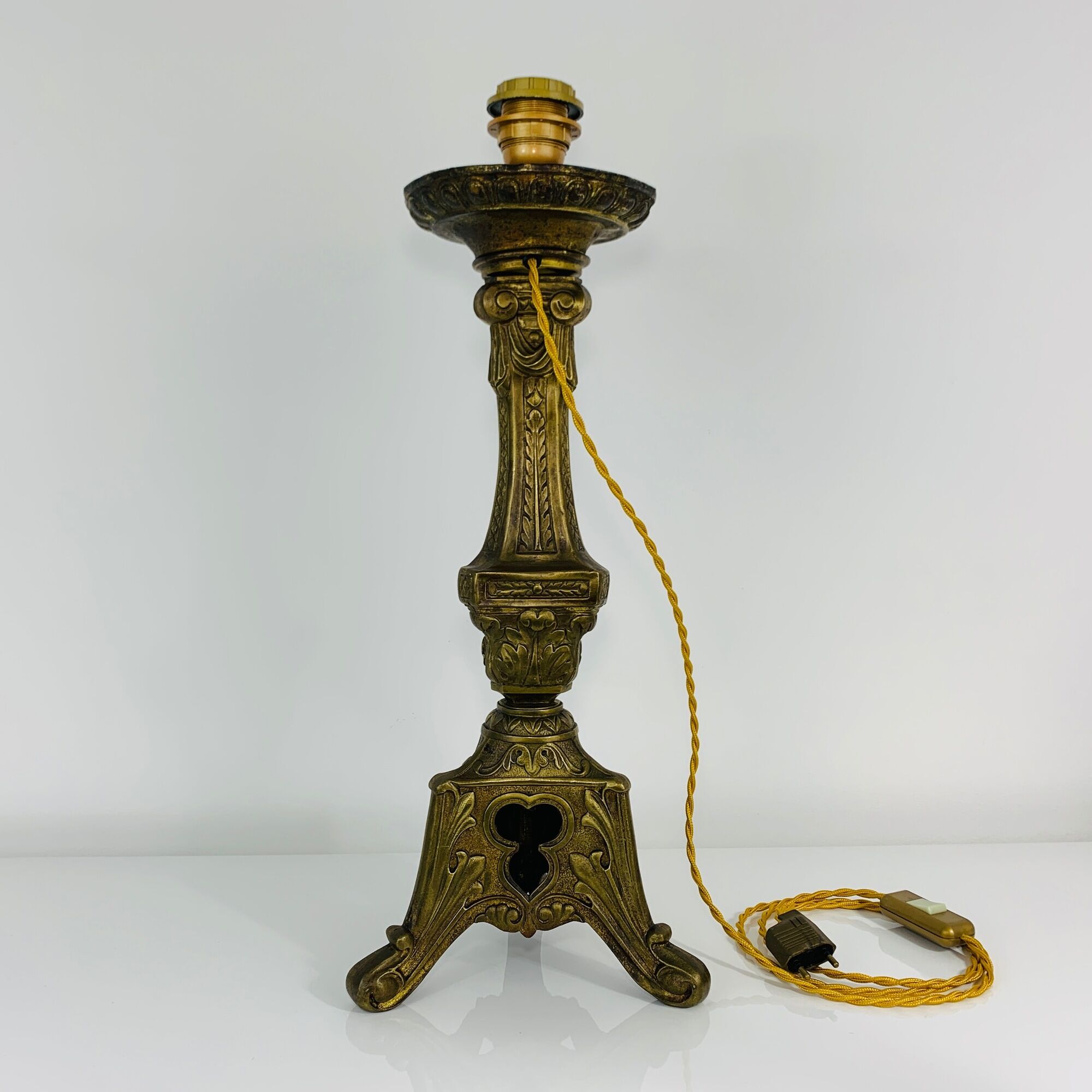 Lamp foot Bronze gilded brass old spat candle church 19th candelabra
