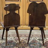 Pair of Alsatian walnut chairs from the 1930s