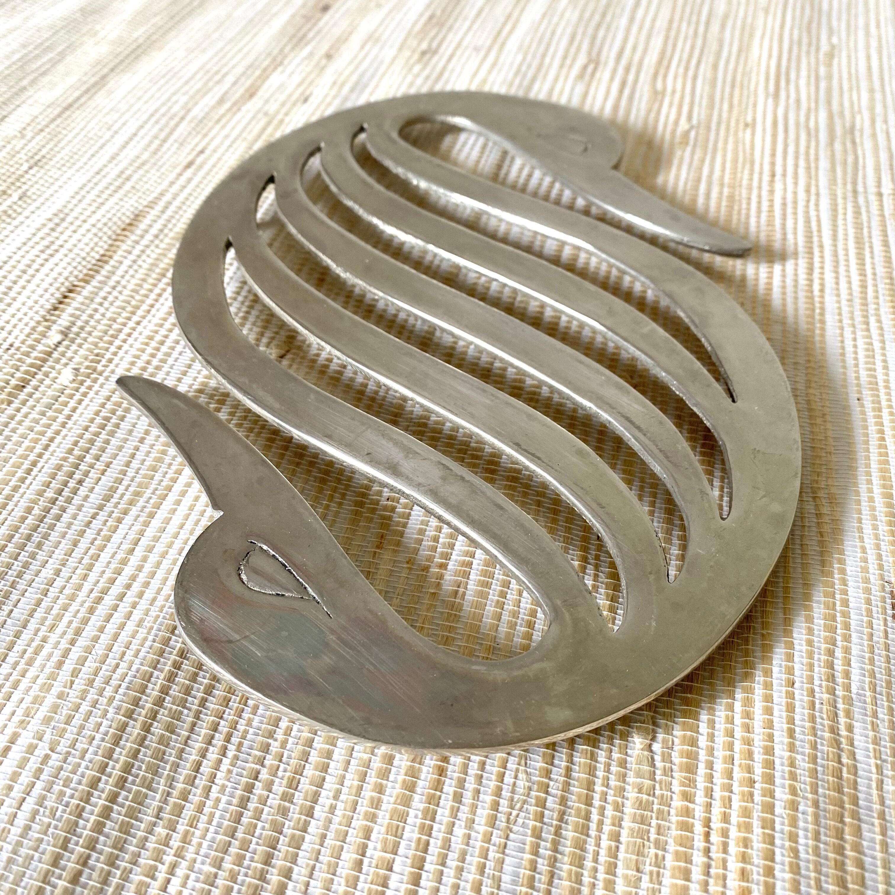 Silver metal triflies