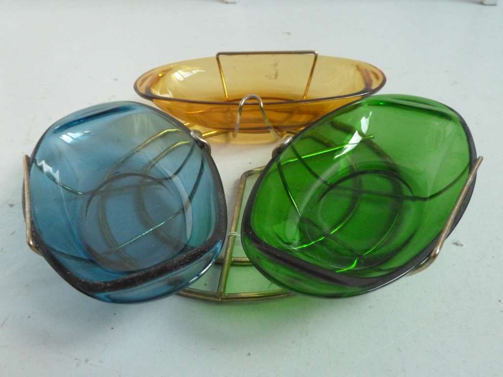 Vereco vintage aperitif dish