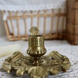 Elegant vintage solid brass cellar rat with handle