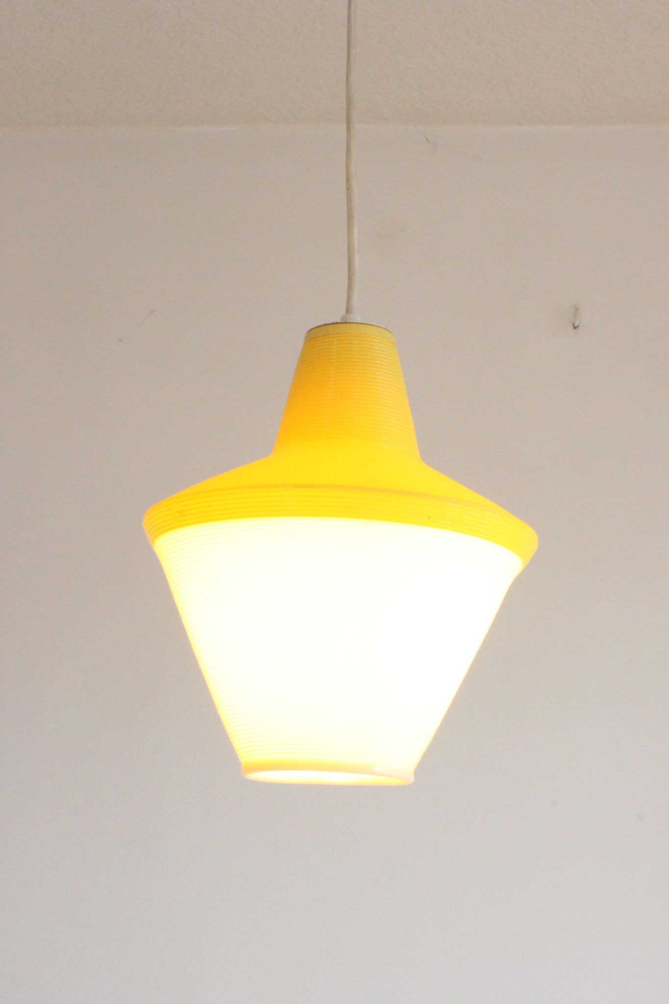 Early plastics cellulose pendant lamp by Atelier de recherche plastique and Rotaflex 1950s.