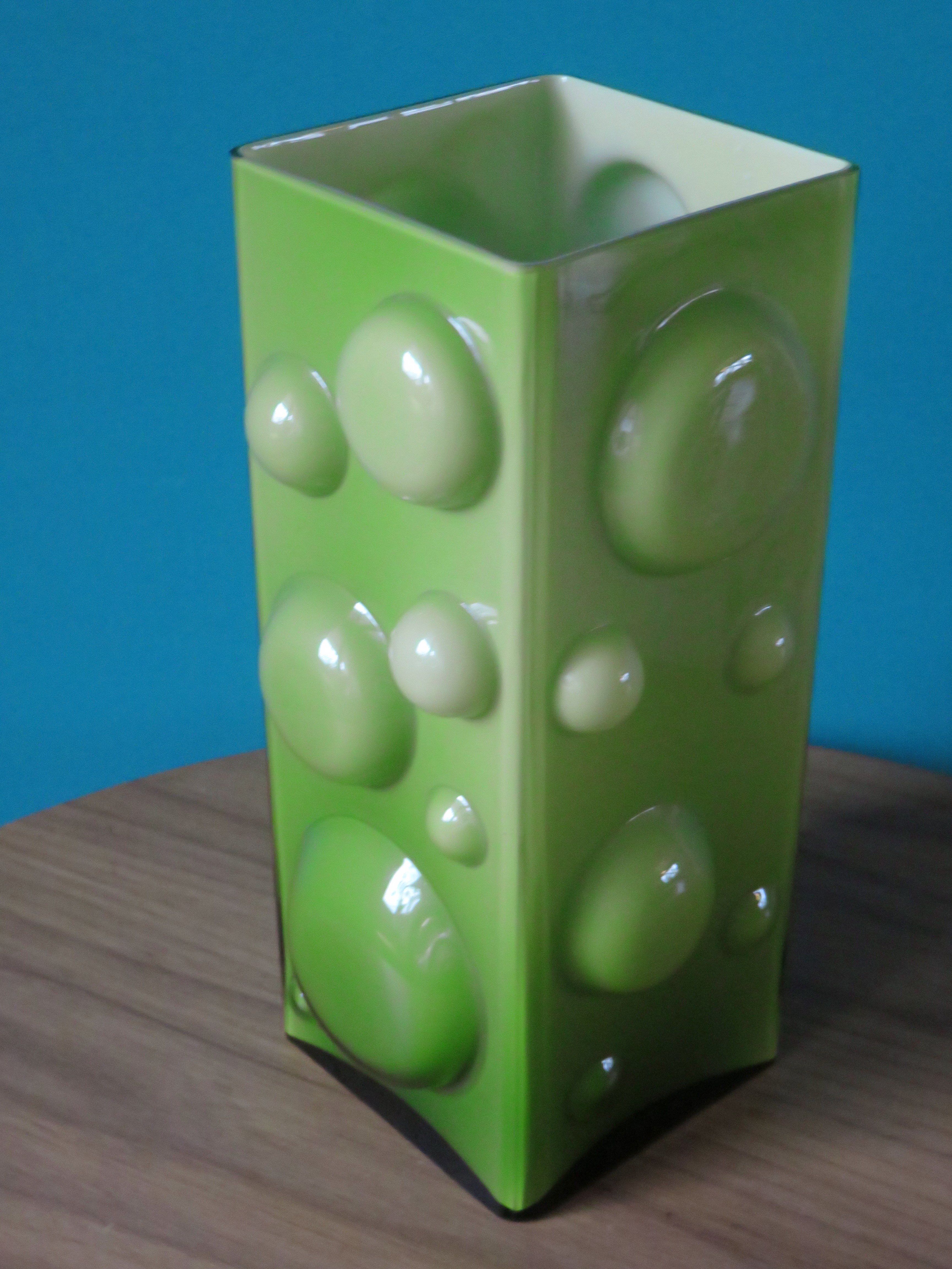 Square vase with half-bubbles in apple green double-layered glass - Denmark 1975