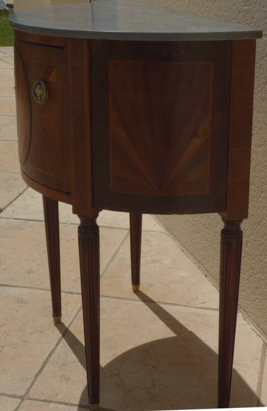 Antique half moon console-chest made by fils d'alfred wimphen in marquetry 2 drawers