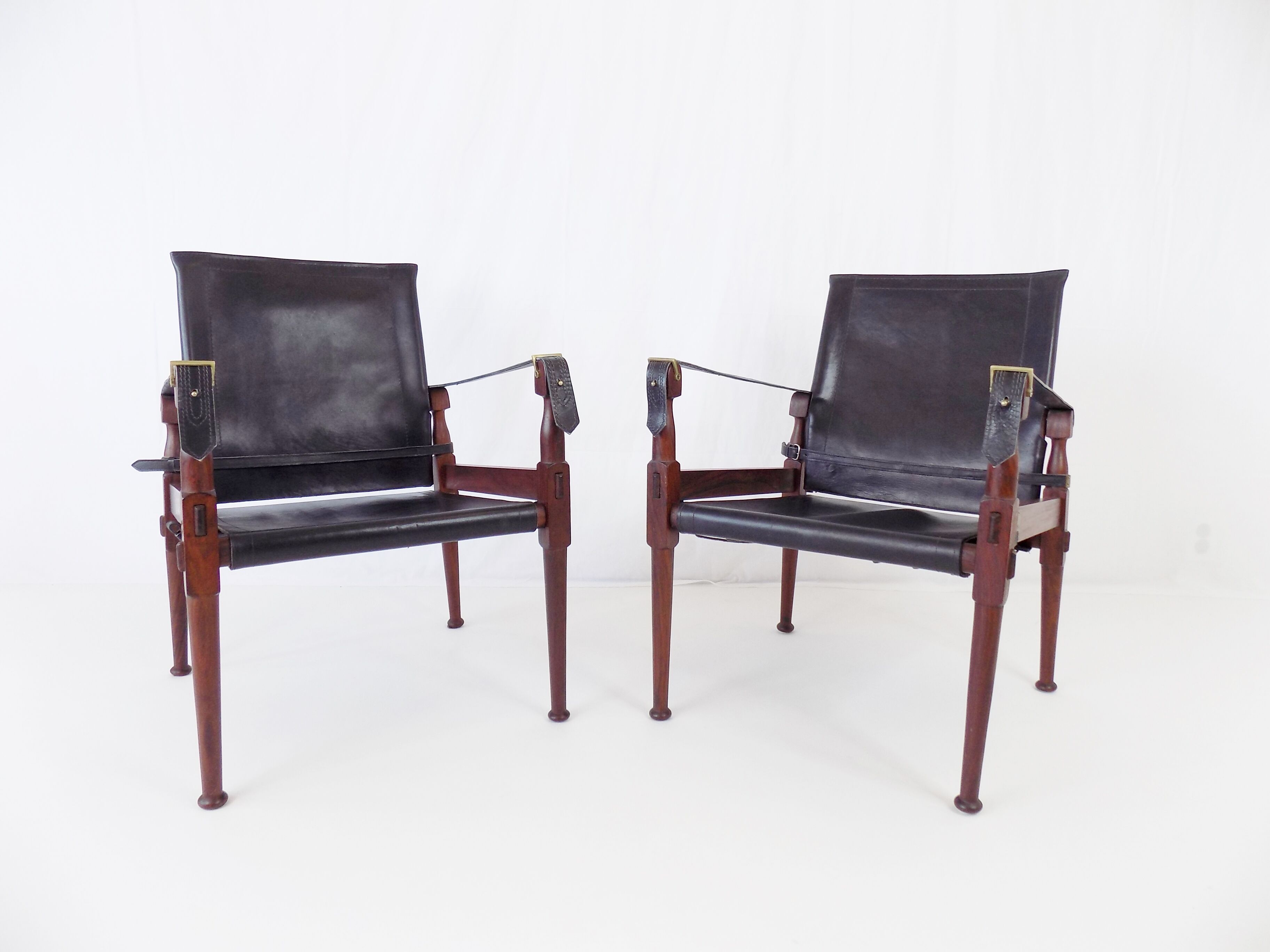 Hayat Safari Roorkee Campaign chairs set of 2