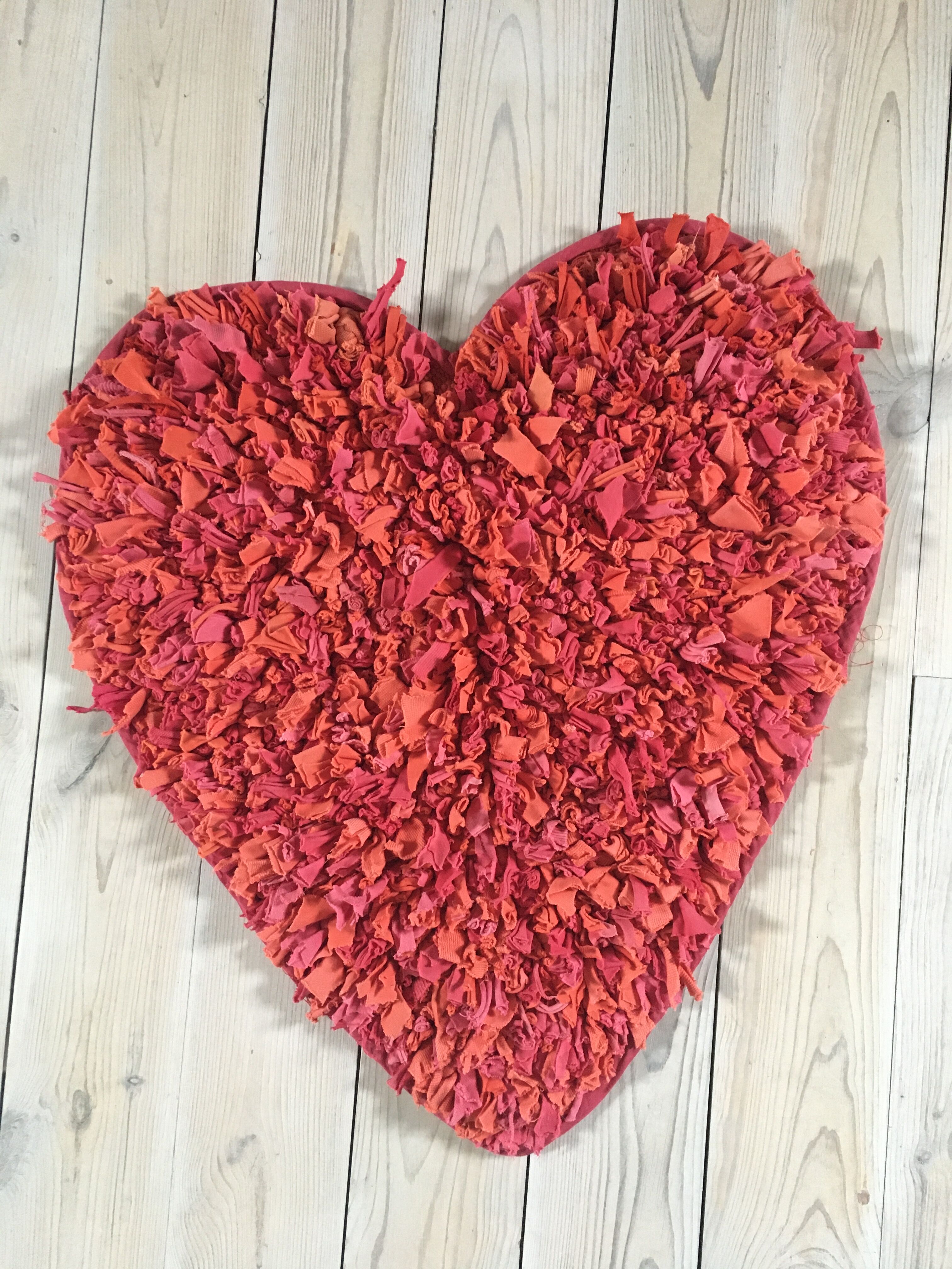 Heart rug