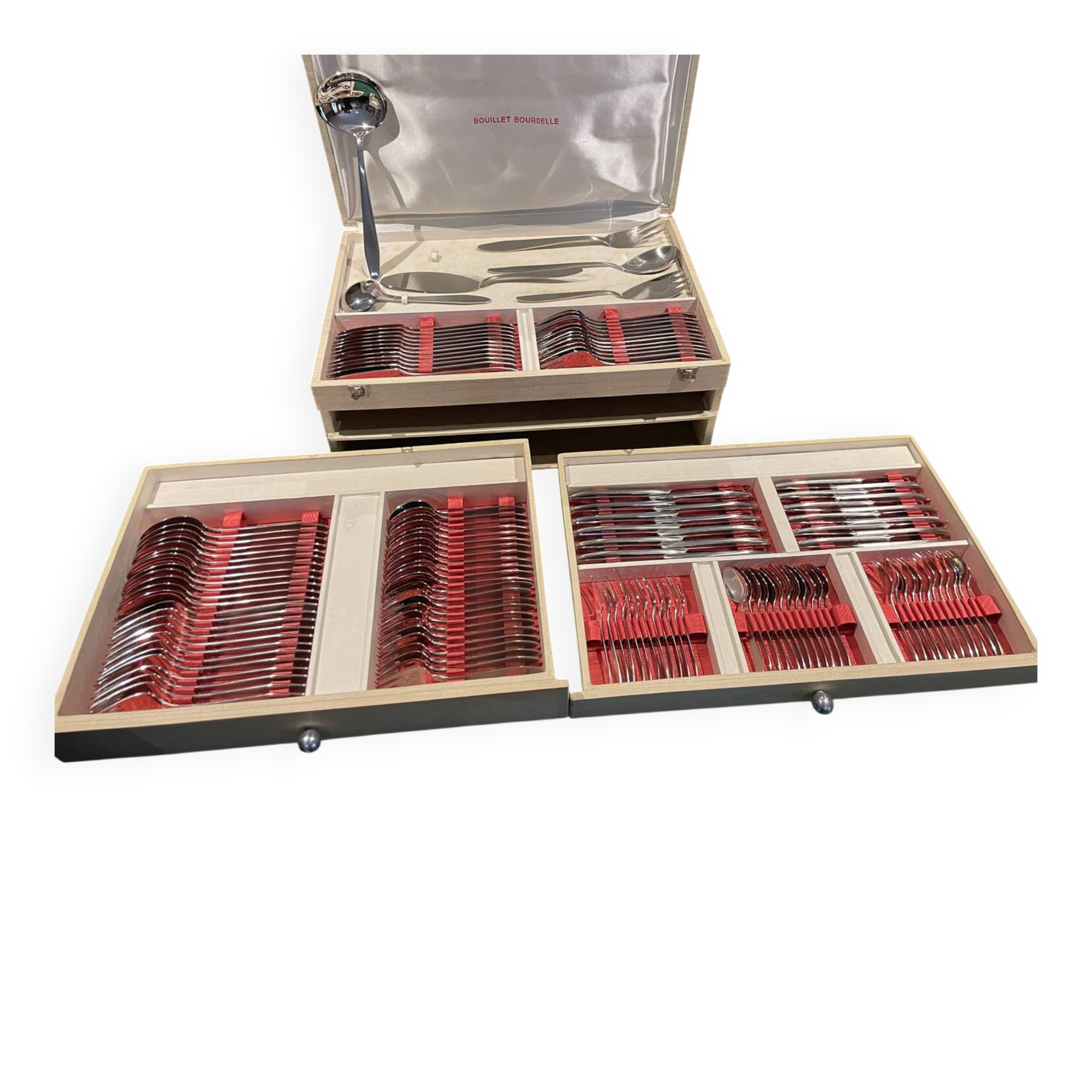 Vintage 138-piece cutlery set