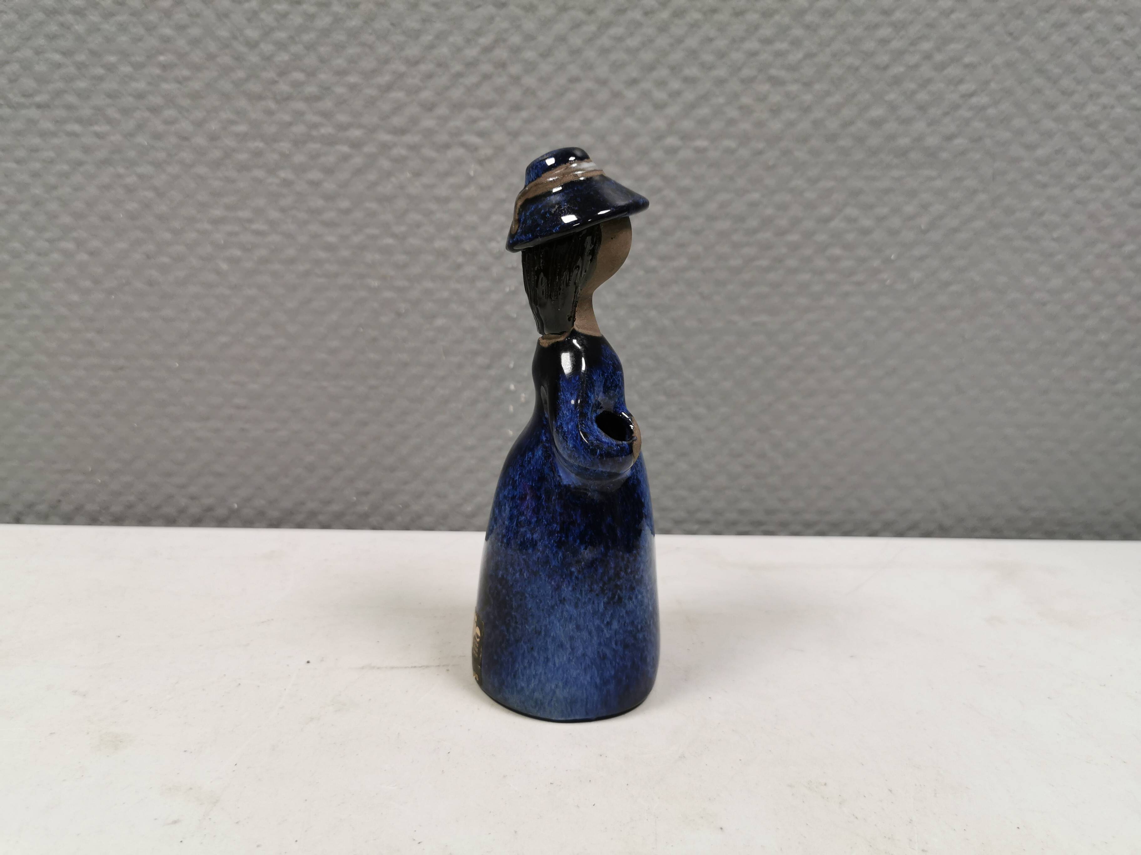 Beautiful vintage ceramic lady figurine by Elsi Bourelius Sweden 1980s